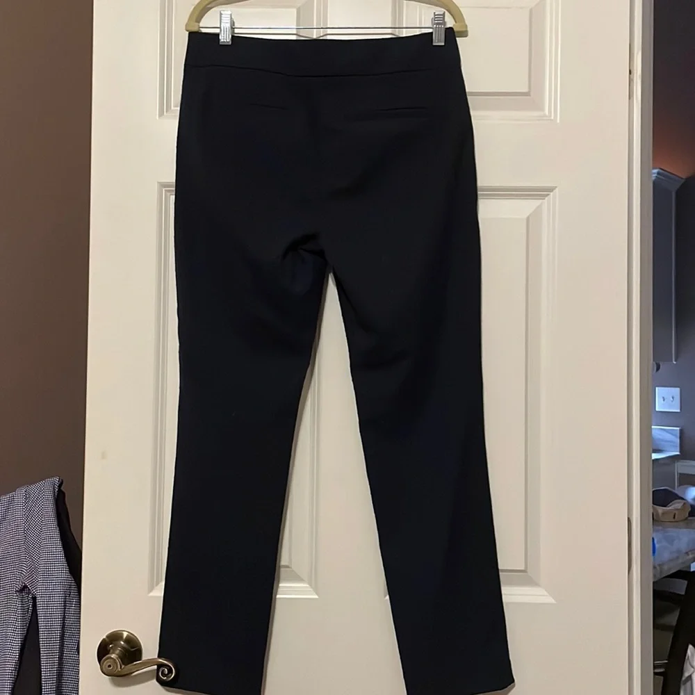 Loft navy ankle pants with black dots size 6 - Picture 4 of 4
